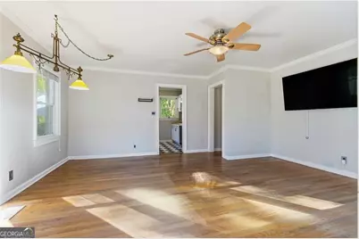 142 Woodbine Circle SE, Atlanta, GA 30317 - Photo 2