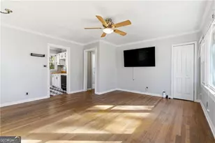 142 Woodbine Cir SE, Atlanta, GA 30317 - Photo 8