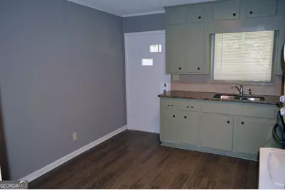 8859 Main Street #2, Woodstock, GA 30188 - Photo 4