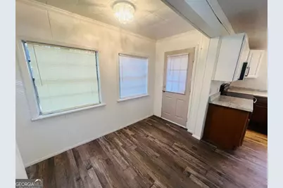 11 W Moore Street, Statesboro, GA 30458 - Photo 8