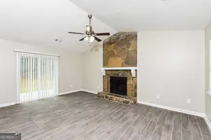 6258 Leverett Dr, Lithonia, GA 30038 - Photo 6