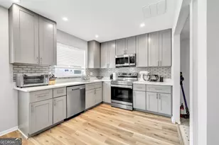 7307 Cardigan Circle, Sandy Springs, GA 30328 - Photo 8