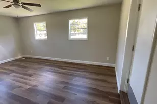 195 Hollywood Ave, Jesup, GA 31545 - Photo 22