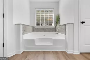 106 Indian Hills Dr, Westminster, SC 29693 - Photo 18