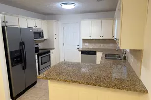 104 Cedar Ridge Dr, Lagrange, GA 30241 - Photo 4