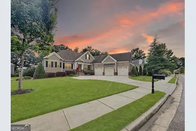 185 Lake Shore Drive, Newnan, GA 30265 - Photo 1