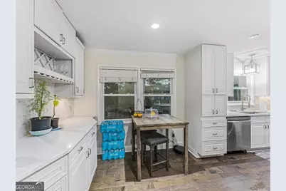 2409 Powers Ferry Drive SE, Marietta, GA 30067 - Photo 10