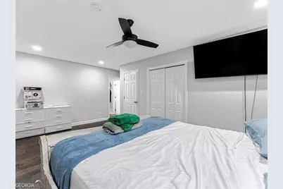 2409 Powers Ferry Drive SE, Marietta, GA 30067 - Photo 16