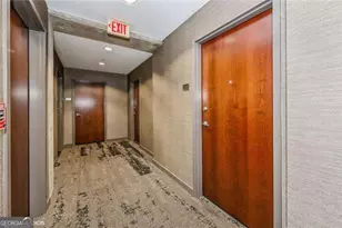 400 W Peachtree St NW, Atlanta, GA 30308 - Photo 32