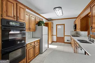 1721 Windsong Dr SW, Conyers, GA 30094 - Photo 16