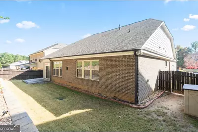 330 La Perla Drive, Sugar Hill, GA 30518 - Photo 22