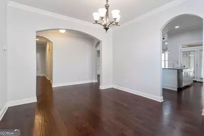 330 La Perla Drive, Sugar Hill, GA 30518 - Photo 8