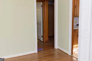 408 Gordon St, Lagrange, GA 30240 - Photo 8