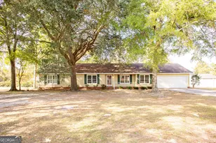 2959 Chadwick Dr, Waycross, GA 31501 - Photo 2