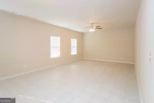 355 Sunflower Ln, Covington, GA 30016 - Photo 2