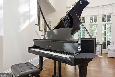 841 Camden Park Court NE, Atlanta, GA 30342 - Photo 16