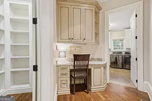 841 Camden Park Ct NE, Atlanta, GA 30342 - Photo 18