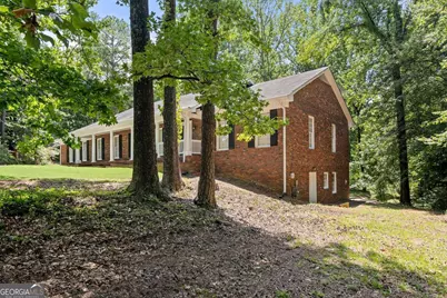 140 Old Fairburn Close SW, South Fulton, GA 30331 - Photo 2