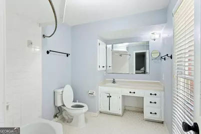 140 Old Fairburn Close SW, South Fulton, GA 30331 - Photo 14