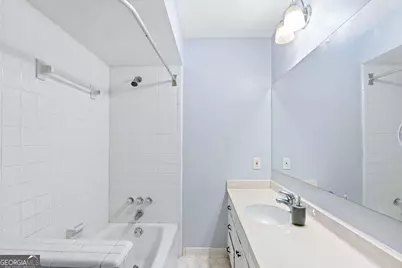 140 Old Fairburn Close SW, South Fulton, GA 30331 - Photo 16