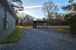 1121 Old Barnett Shoals Rd, Athens, GA 30605 - Photo 16