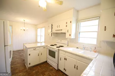 121 Alton Drive, Lagrange, GA 30240 - Photo 4