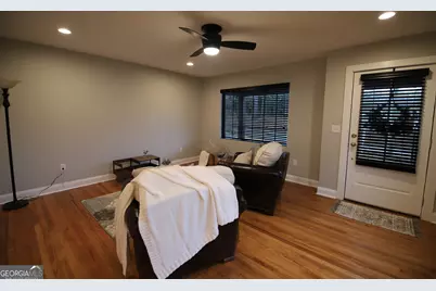 1007 Vernon Street #B, Lagrange, GA 30240 - Photo 4