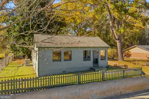 288 S Broad St, Toccoa, GA 30577 - Photo 1