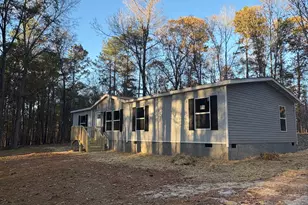 269 Rock Forge Ln, Jefferson, GA 30549 - Photo 2