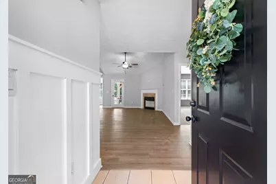47 Matthews Street, Senoia, GA 30276 - Photo 2