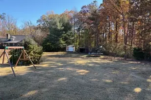 185 Redwood Cir, Fayetteville, GA 30214 - Photo 10