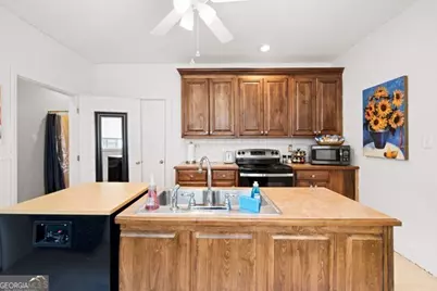 42 Poplar Street, Porterdale, GA 30014 - Photo 6