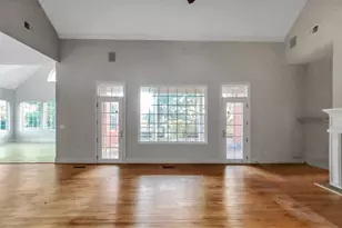 221 Lyman Hall, Savannah, GA 31410 - Photo 12