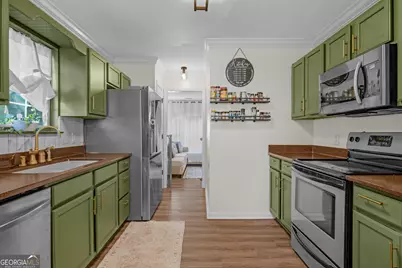 413 Auburn Road, Glennville, GA 30427 - Photo 6