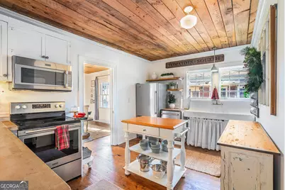 17 W Wright Street, Winder, GA 30680 - Photo 14