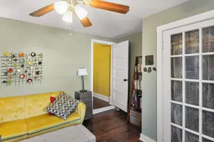 534 E Waldburg St, Savannah, GA 31401 - Photo 22