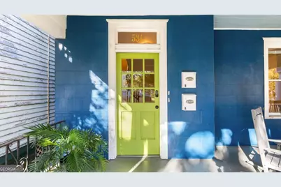 534 E Waldburg Street, Savannah, GA 31401 - Photo 6