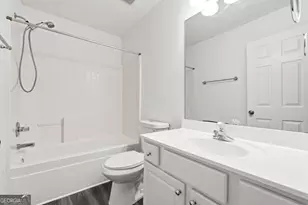 4545 Parkview Walk Dr, Lilburn, GA 30047 - Photo 14