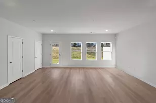 5423 Biltmore Dr, Atlanta, GA 30349 - Photo 4