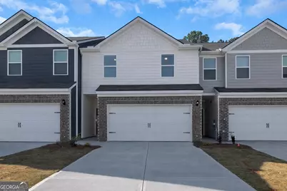 5423 Biltmore Drive, Atlanta, GA 30349 - Photo 1