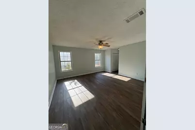 1009 Chads Ridge, Jonesboro, GA 30236 - Photo 10