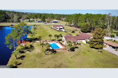 393 Douglas Highway, Hazlehurst, GA 31539 - Photo 10