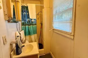 10 W 1st Ave, Hazlehurst, GA 31539 - Photo 16