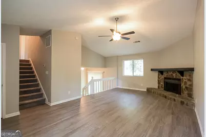 733 Emerald Forest Circle, Lawrenceville, GA 30044 - Photo 2