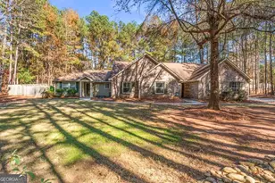 120 Wintergreen Ct, Covington, GA 30016 - Photo 2