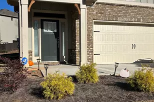 722 Pathway Cir, Cornelia, GA 30531 - Photo 2