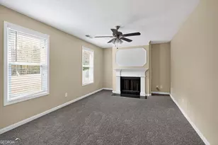 3881 Wolverton Cir, Lithonia, GA 30038 - Photo 10