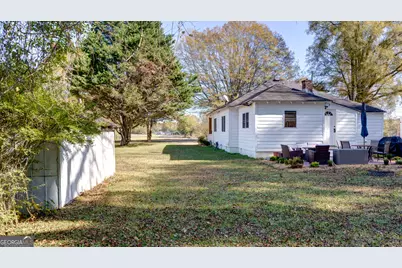 1328 S Madison Avenue, Monroe, GA 30655 - Photo 10