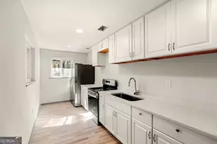 4010 Boulder Park Dr SW, Atlanta, GA 30331 - Photo 2