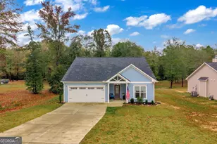 153 North Point Cir, Hartwell, GA 30643 - Photo 2